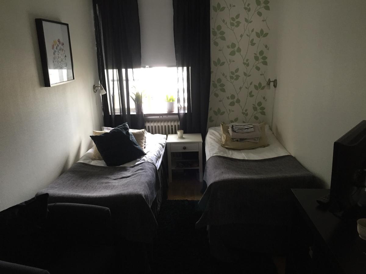 Höjdens Lågprishotell Mönsterås Buitenkant foto