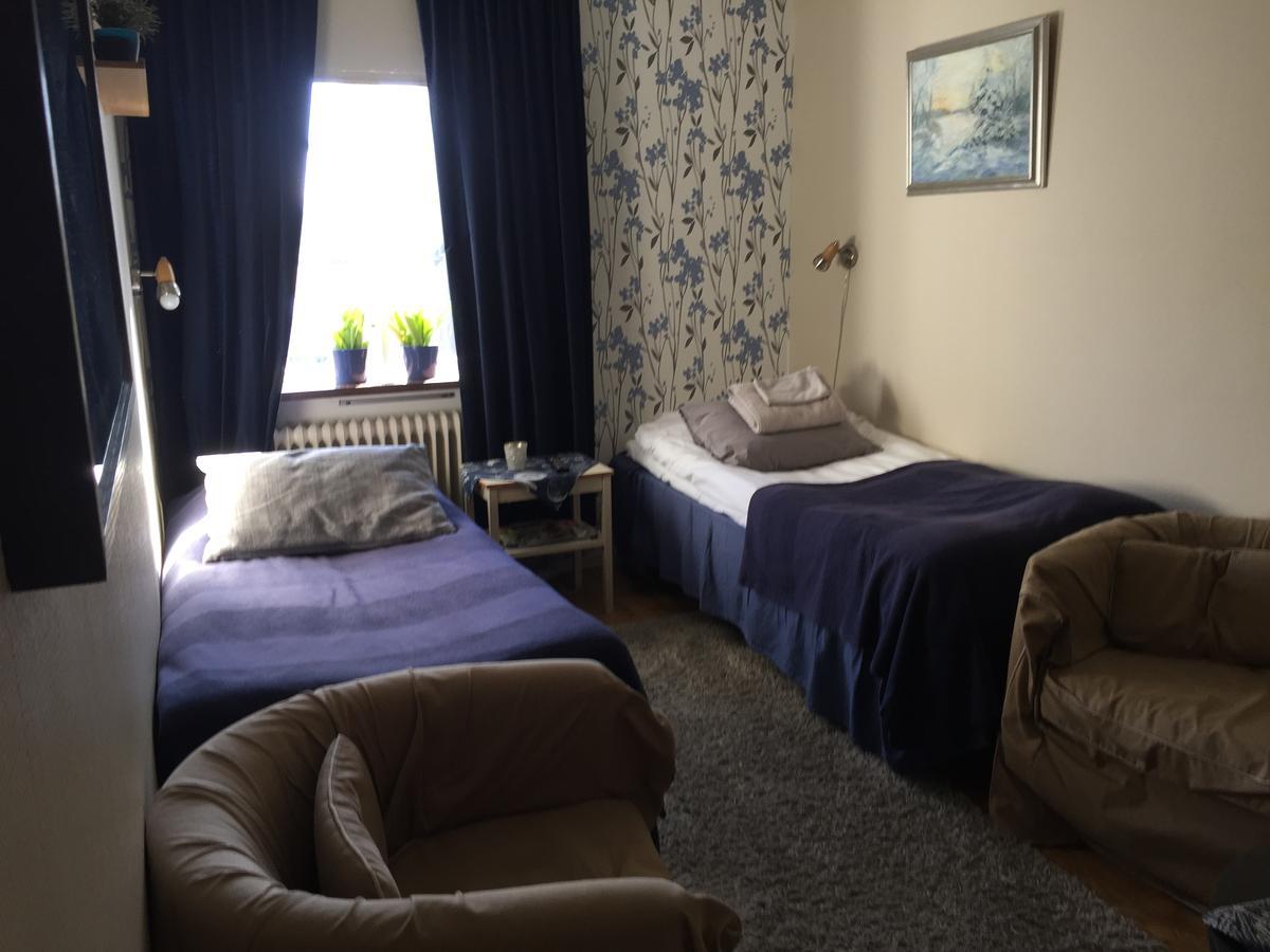 Höjdens Lågprishotell Mönsterås Buitenkant foto