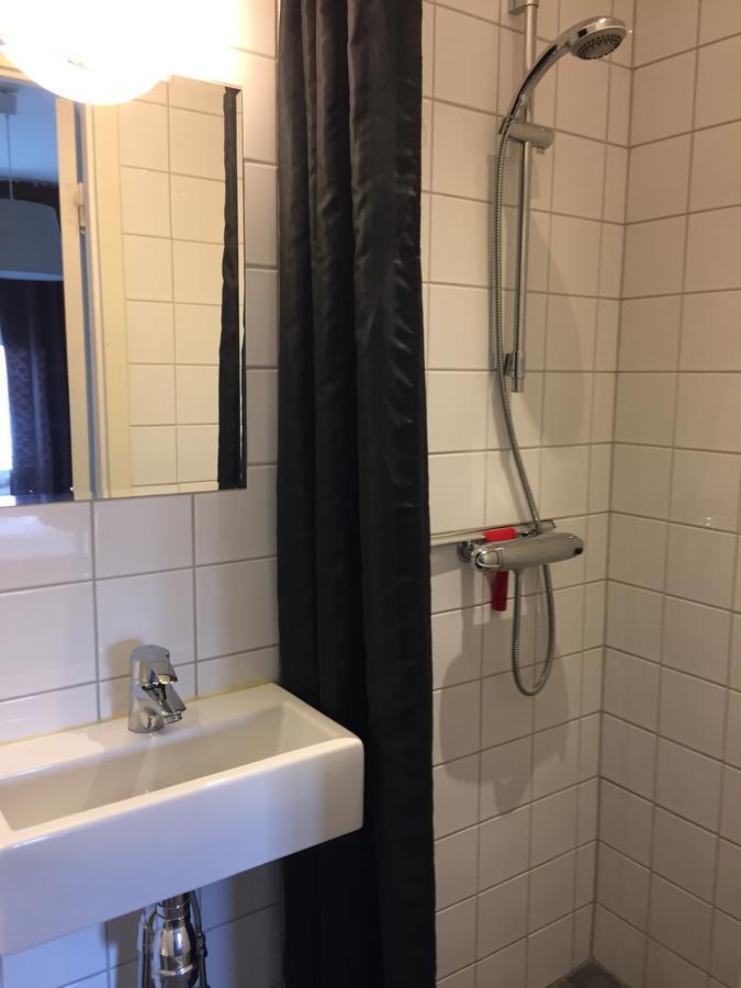 Höjdens Lågprishotell Mönsterås Buitenkant foto